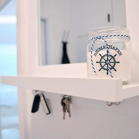 Glueck Und Ulstrupfeld